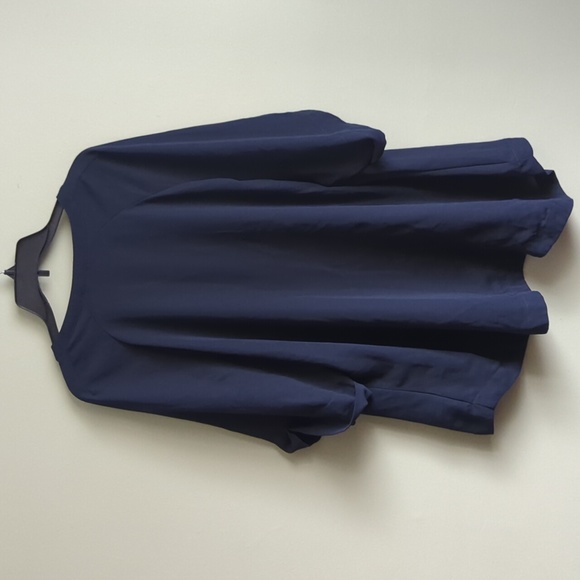 Dark Navy Semi-Sheer Blouse - Circue - 4X - Picture 4 of 5